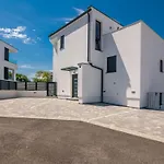 아파트 Bp Lux By Interhome 니바이스