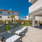 Appartamento Bp Lux By Interhome Njivice