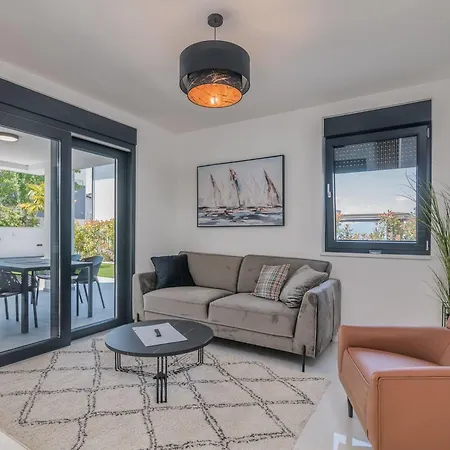 Bp Lux By Interhome Appartamento *