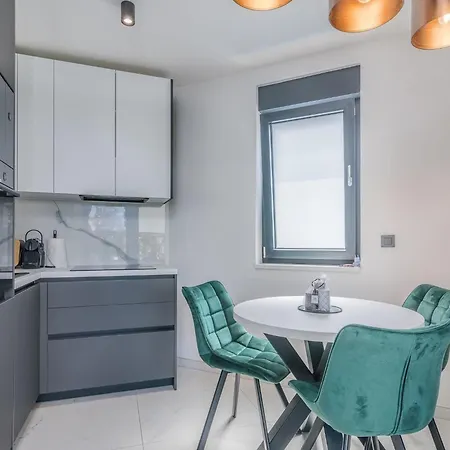 Bp Lux By Interhome * Njivice