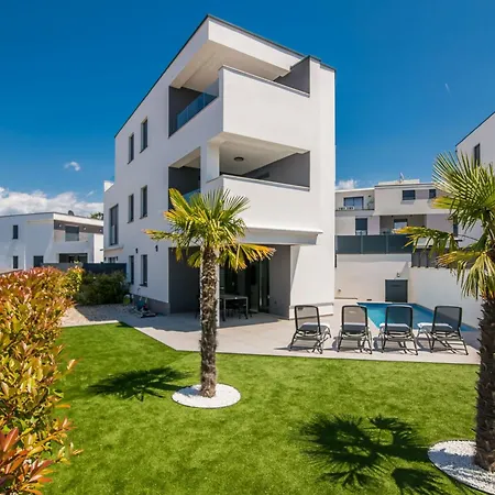 Bp Lux By Interhome Apartment