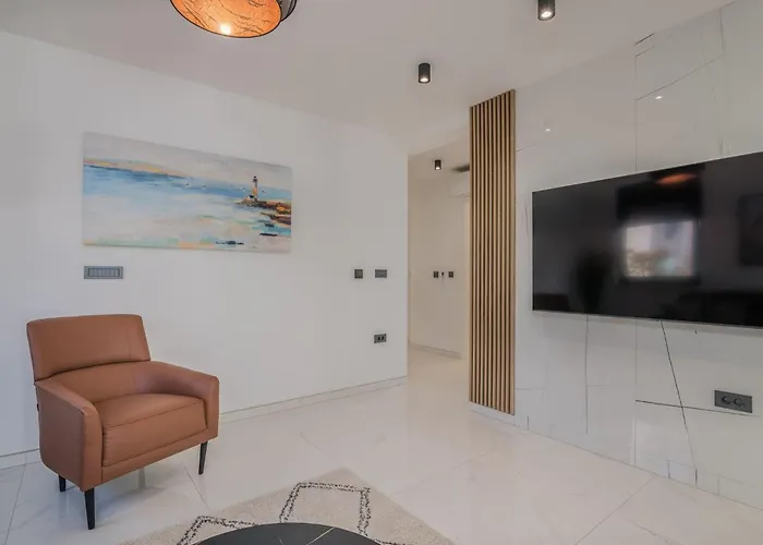 Bp Lux By Interhome Appartamento Njivice