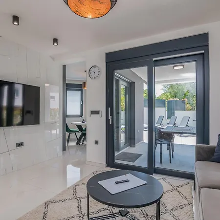 Bp Lux By Interhome Apartman *