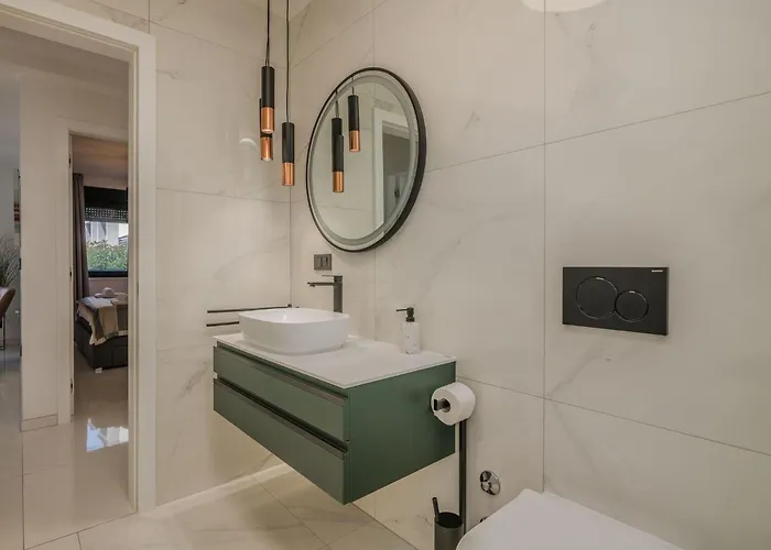 Apartman Bp Lux By Interhome *